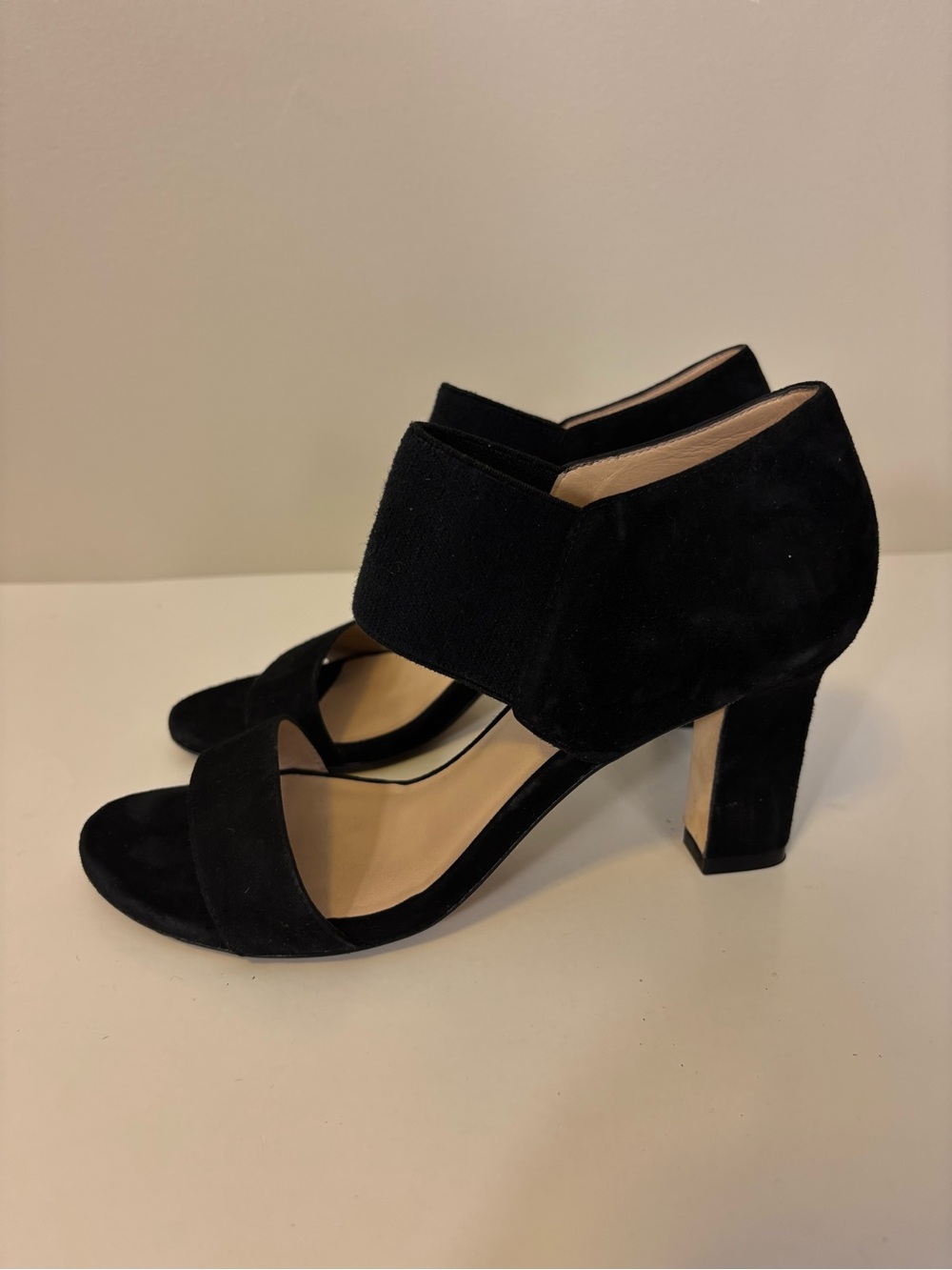 Stuart Weitzman Black Suede Mid Block Heel Sandals Women’s 6 - Picture 2 of 9